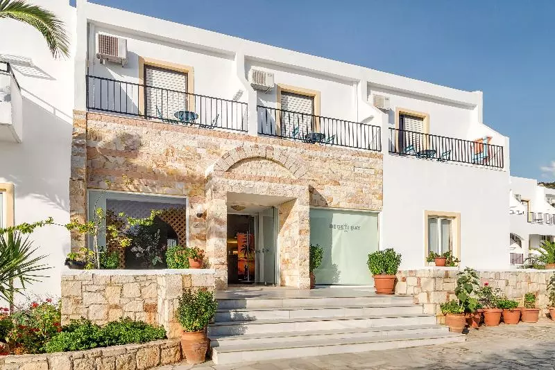 Fotos del hotel Begeti Bay:  14