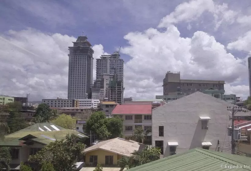 Fotos del hotel Diplomat Hotel:  13