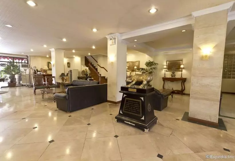 Fotos del hotel Diplomat Hotel:  2