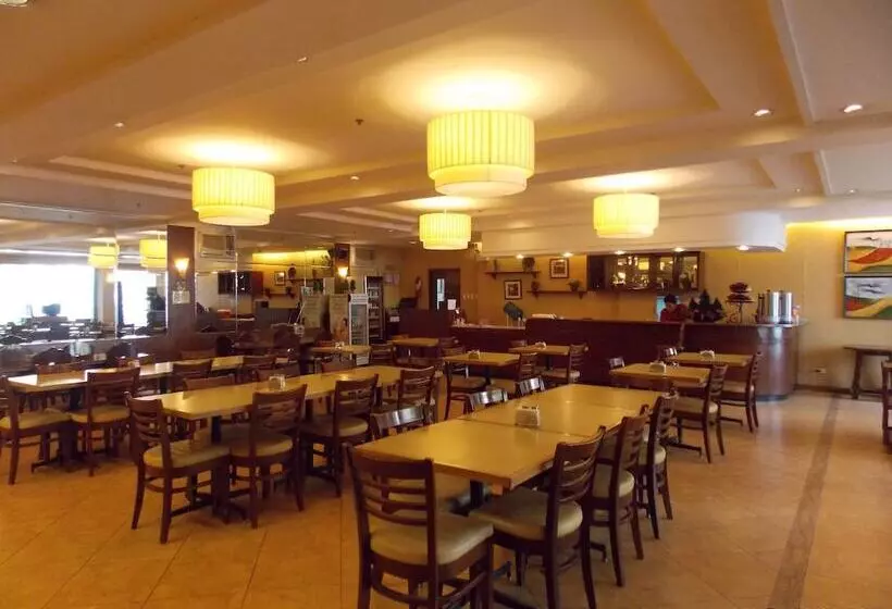 Fotos del hotel Diplomat Hotel:  3