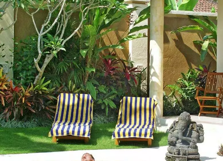 Fotos del hotel Bali Emerald Villas:  18