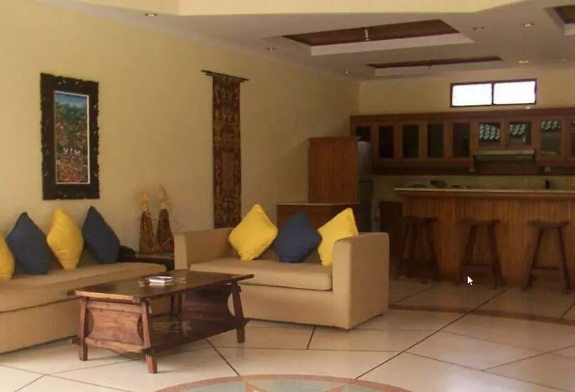 Fotos del hotel Bali Emerald Villas:  2