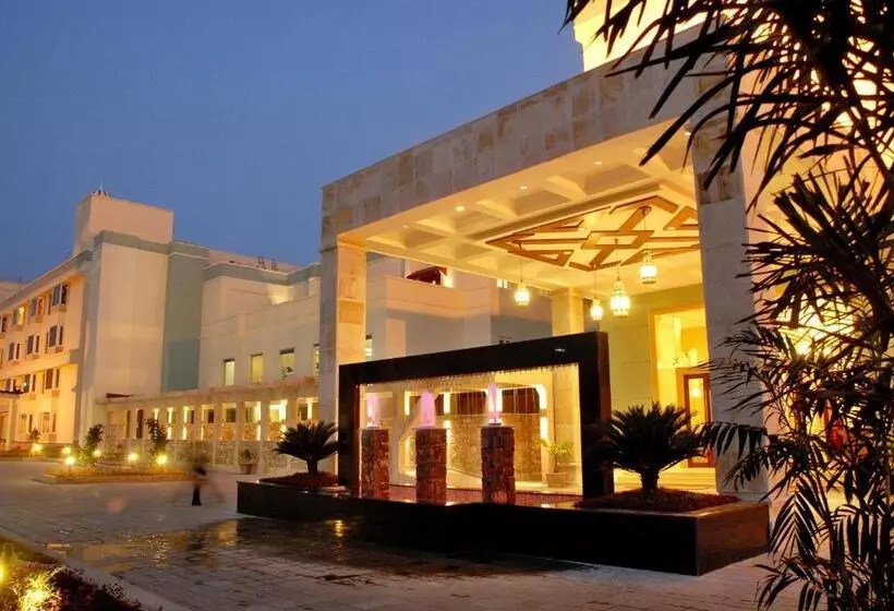 Fotos del hotel Cambay Grand Kukas:  11