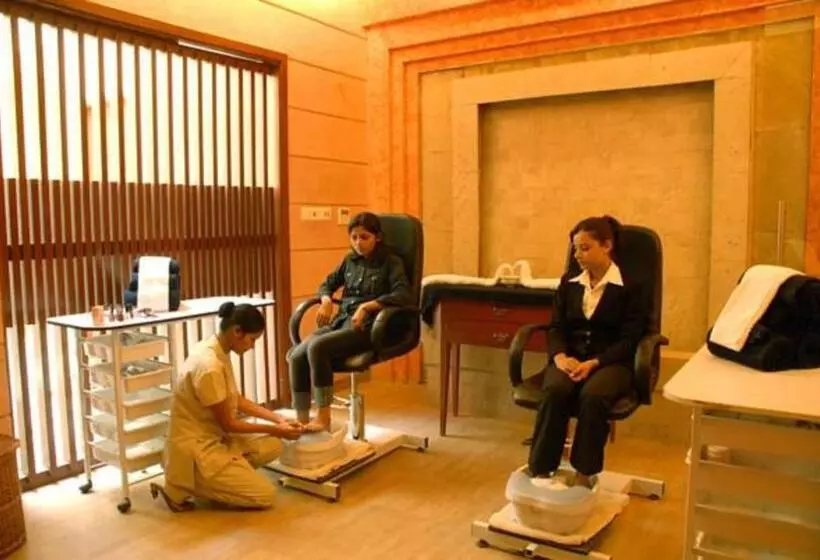 Fotos del hotel Cambay Grand Kukas:  8