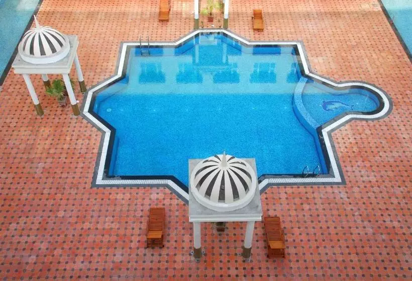 Fotos del hotel Cambay Grand Kukas:  3