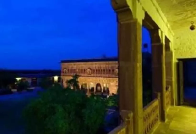 Fotos del hotel Chandelao Garh:  9