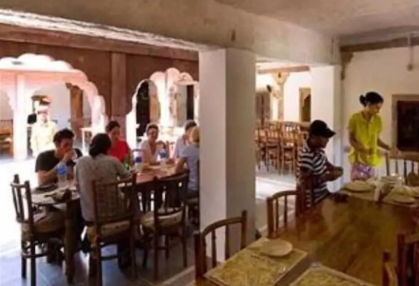 Fotos del hotel Chandelao Garh:  3