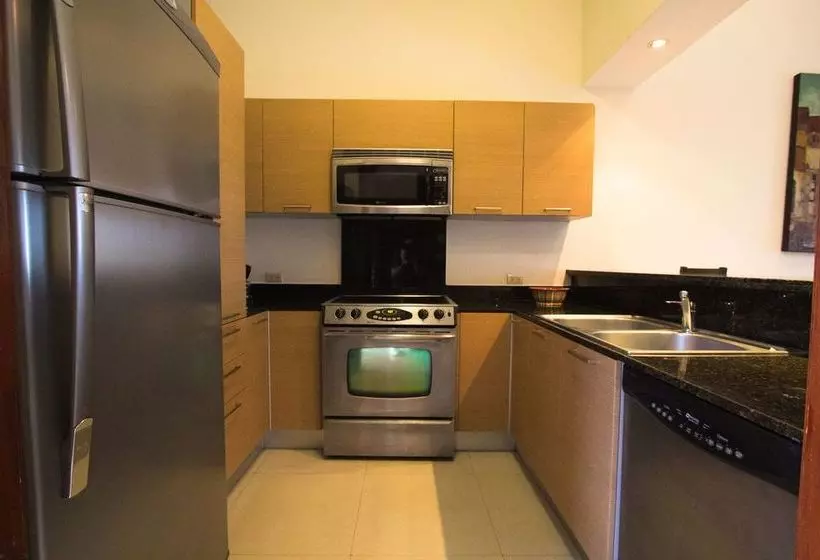 Fotos del hotel Torres De El Legado:  9