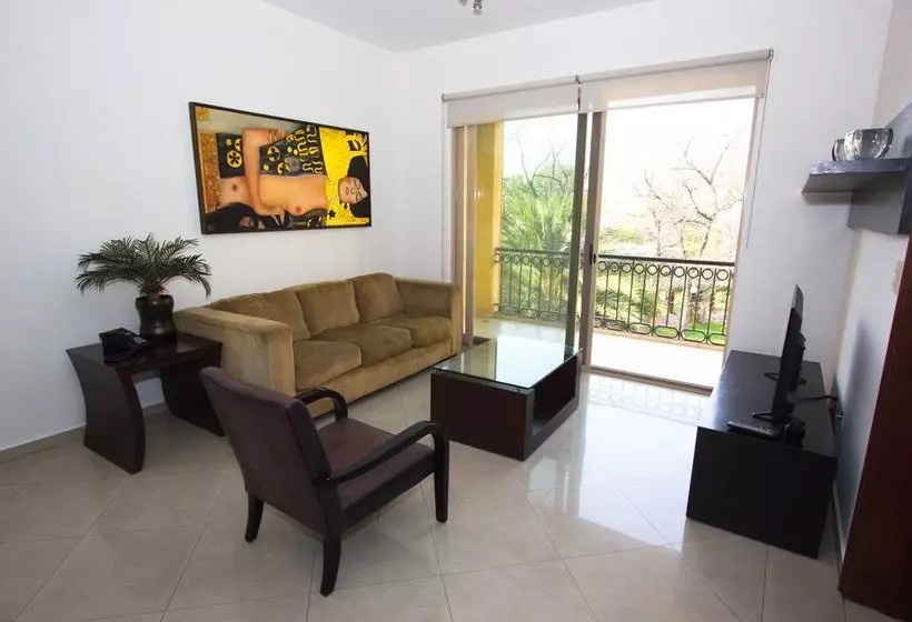 Fotos del hotel Torres De El Legado:  22