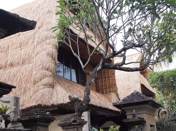 Fotos del hotel Puri Dewa Bharata Hotel & Villas:  17