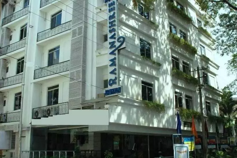 Collection O 50090 Ramanashree Brunton