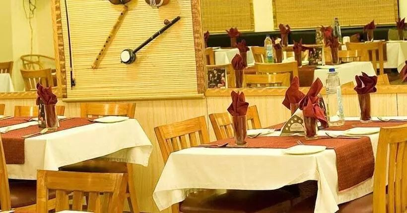 Fotos del hotel Collection O 50090 Ramanashree Brunton:  3