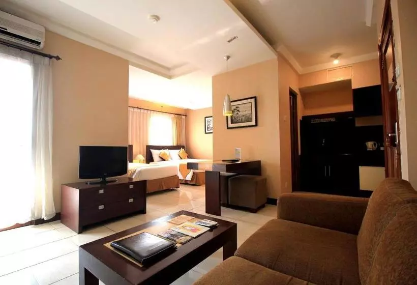 Fotos del hotel The Majesty:  10