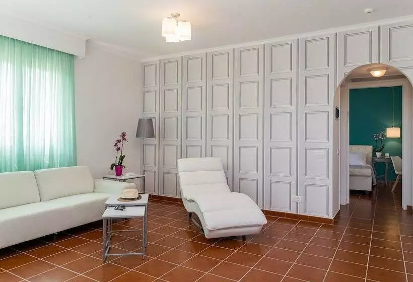 Fotos del hotel Keri Village & Spa By Zante Plaza  Adults Only:  18