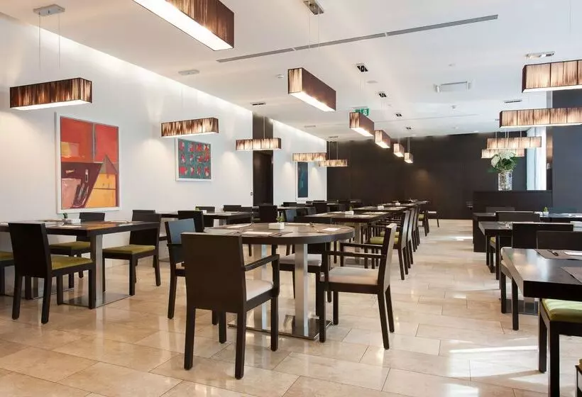 Fotos del hotel Occidental Praha Five:  17