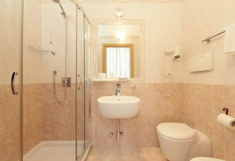 Fotos del hotel Hotel Brianza:  5