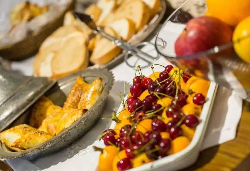 Fotos del hotel Kaucuk:  11