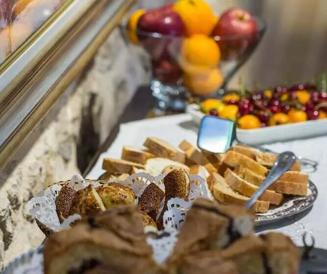 Fotos del hotel Kaucuk:  18