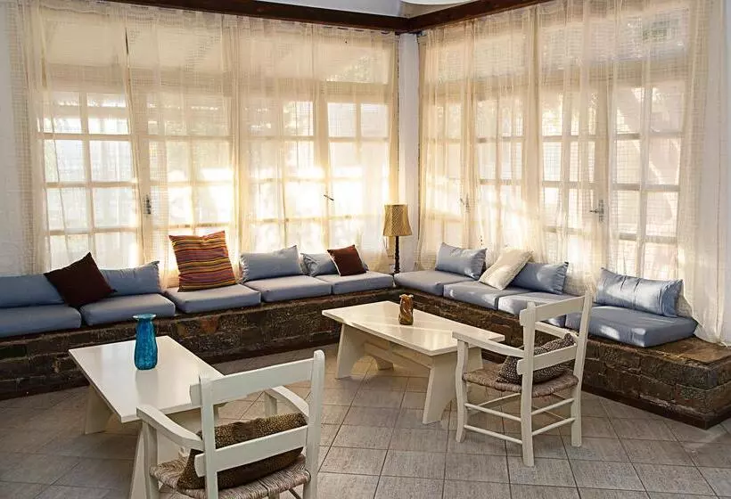 Fotos del hotel Elpida Village:  24