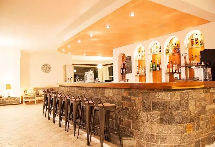 Fotos del hotel Elpida Village:  10