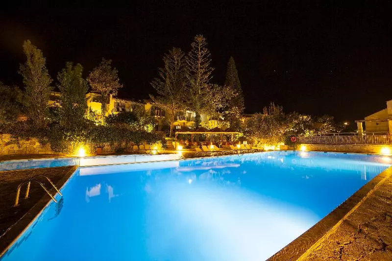 Fotos del hotel Elpida Village:  21