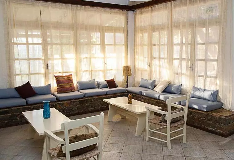 Fotos del hotel Elpida Village:  19