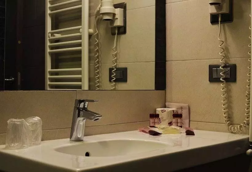 Fotos del hotel Artis:  13