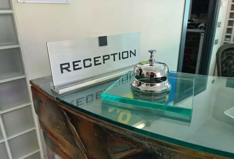 Fotos del hotel Artis:  3