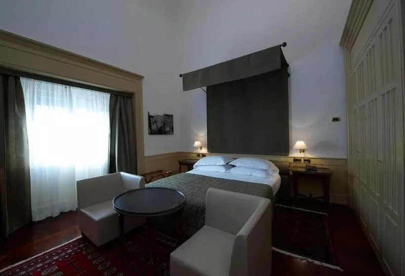 Fotos del hotel Grand Hotel Piazza Borsa:  23