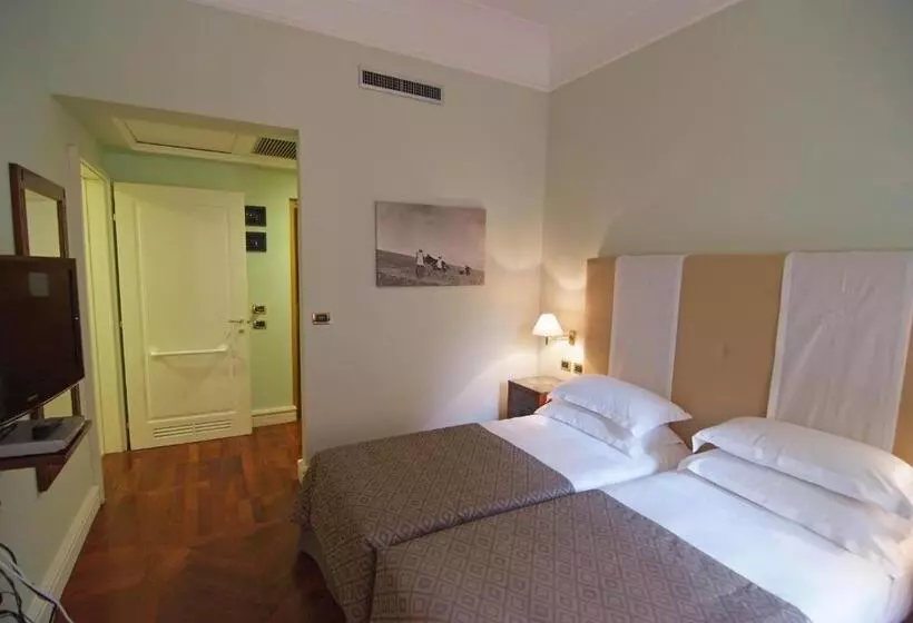 Fotos del hotel Grand Hotel Piazza Borsa:  19