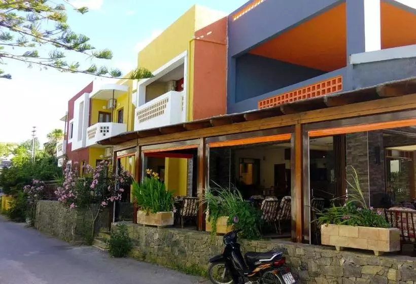 Fotos del hotel Katerini Apartments:  6