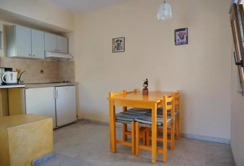 Fotos del hotel Katerini Apartments:  13