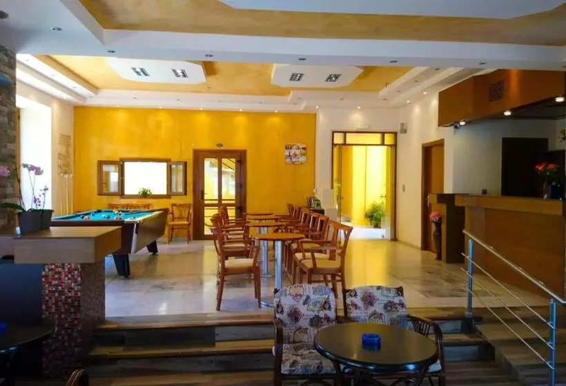 Fotos del hotel Katerini Apartments:  4