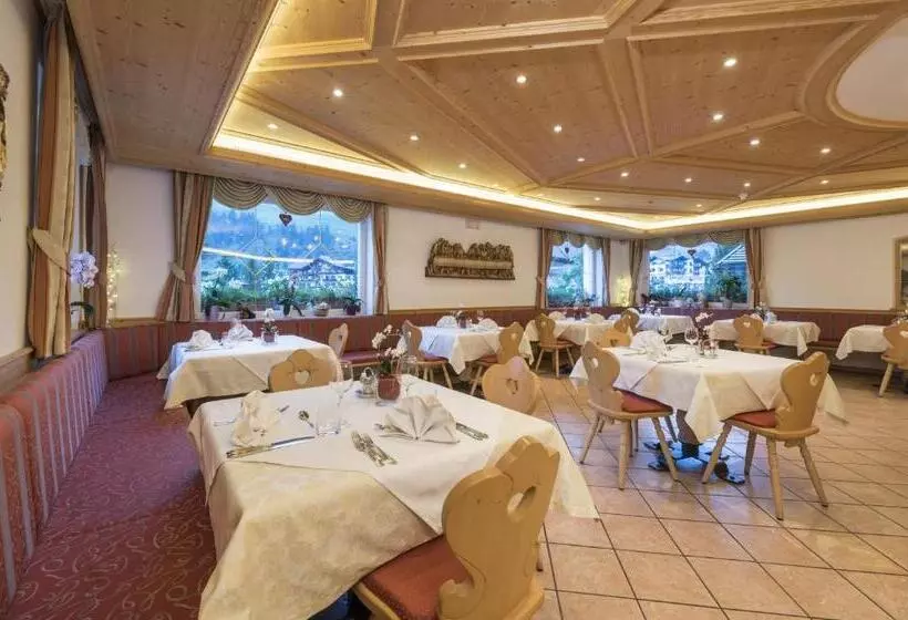 Fotos del hotel La Pineta:  5