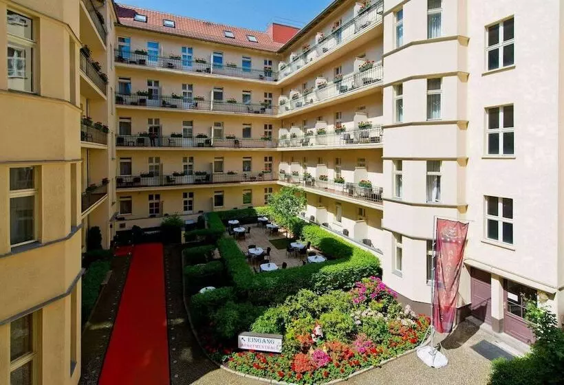 Fotos del hotel &amp; Apartments Zarenhof Berlin Prenzlauer Berg:  65