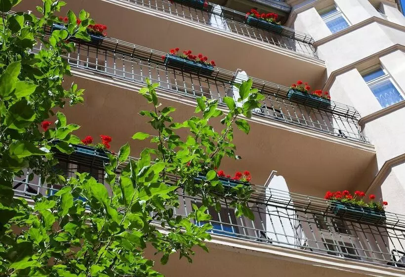 Fotos del hotel &amp; Apartments Zarenhof Berlin Prenzlauer Berg:  73