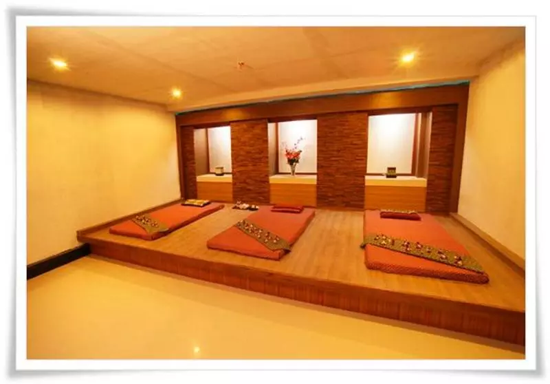 Fotos del hotel Convenient Grand:  3