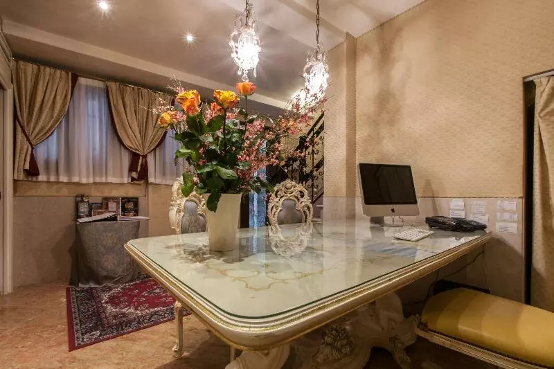 Fotos del hotel Dimora Marciana:  3