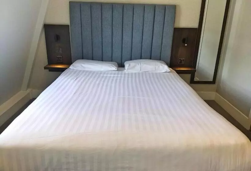 Fotos del hotel Garden Court:  21