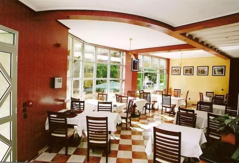 Fotos del hotel East West:  9