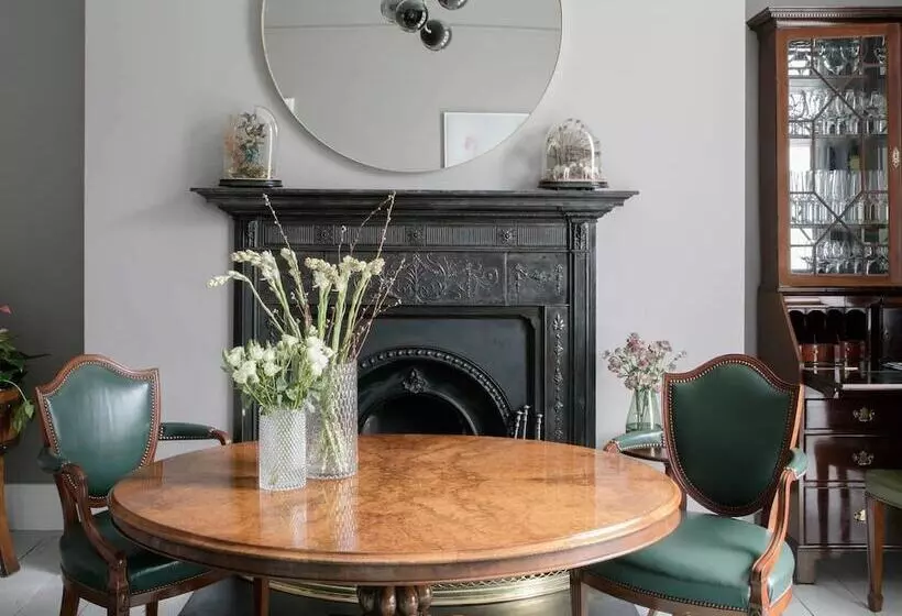 Fotos del hotel Pembroke Hall:  25