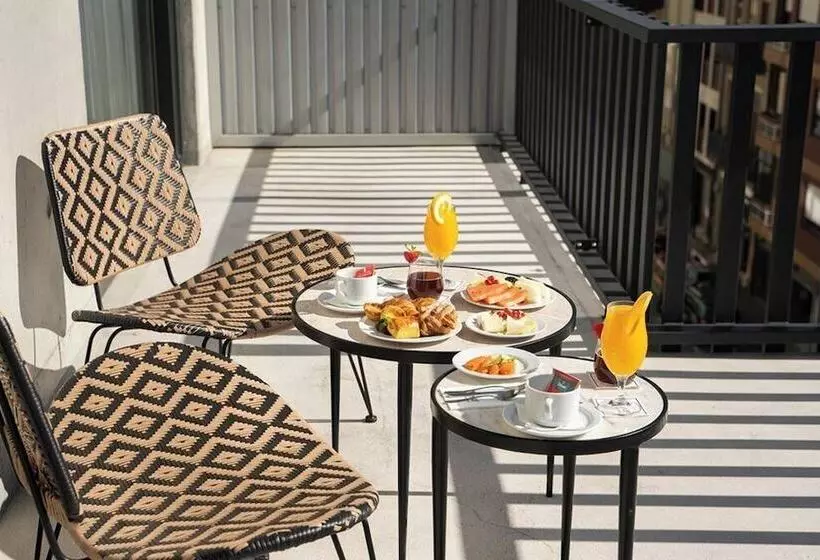 Fotos del hotel Exe Essenzia Porto:  10