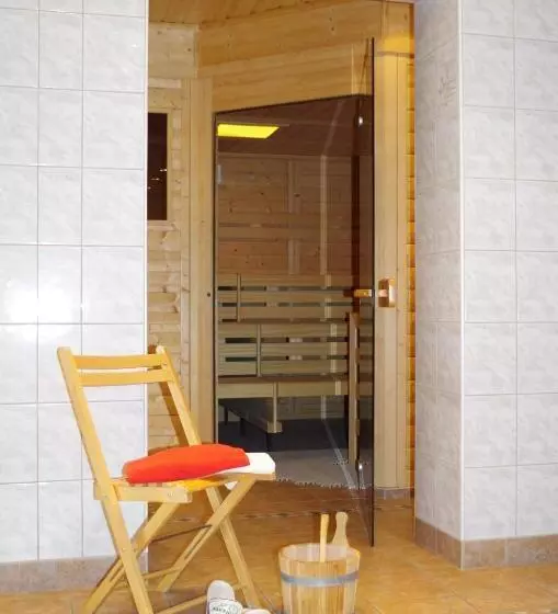 Fotos del hotel Zum Abschlepphof:  2