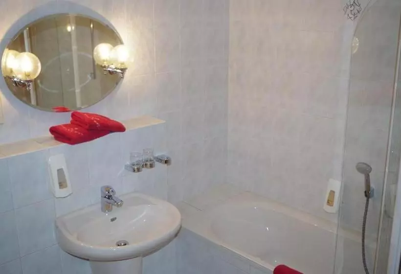 Fotos del hotel Zum Abschlepphof:  14