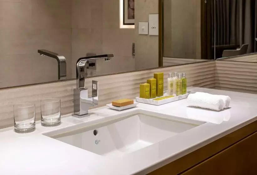 Fotos del hotel Doubletree By Hilton Riyadh Financial District  & Suites:  22