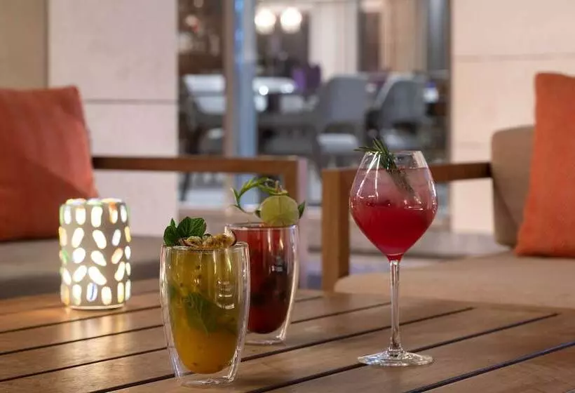 Fotos del hotel Doubletree By Hilton Riyadh Financial District  & Suites:  8