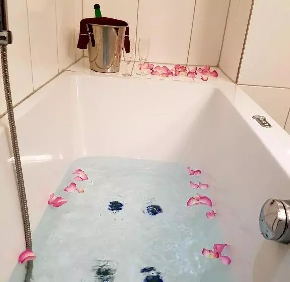 Fotos del hotel 2000 Valkenburg:  2