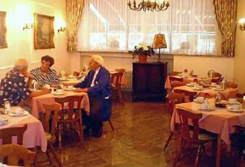 Fotos del hotel Drei Könige Dom:  5