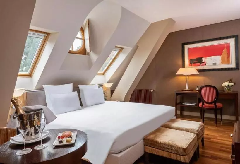 Fotos del hotel Hôtel Résidence Parc Des Eaux Vives:  1