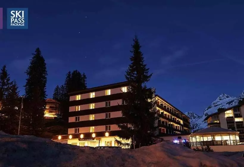 Robinson Arosa - Adults Only